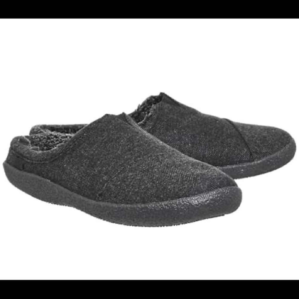 New TOMS Berkeley Slipper